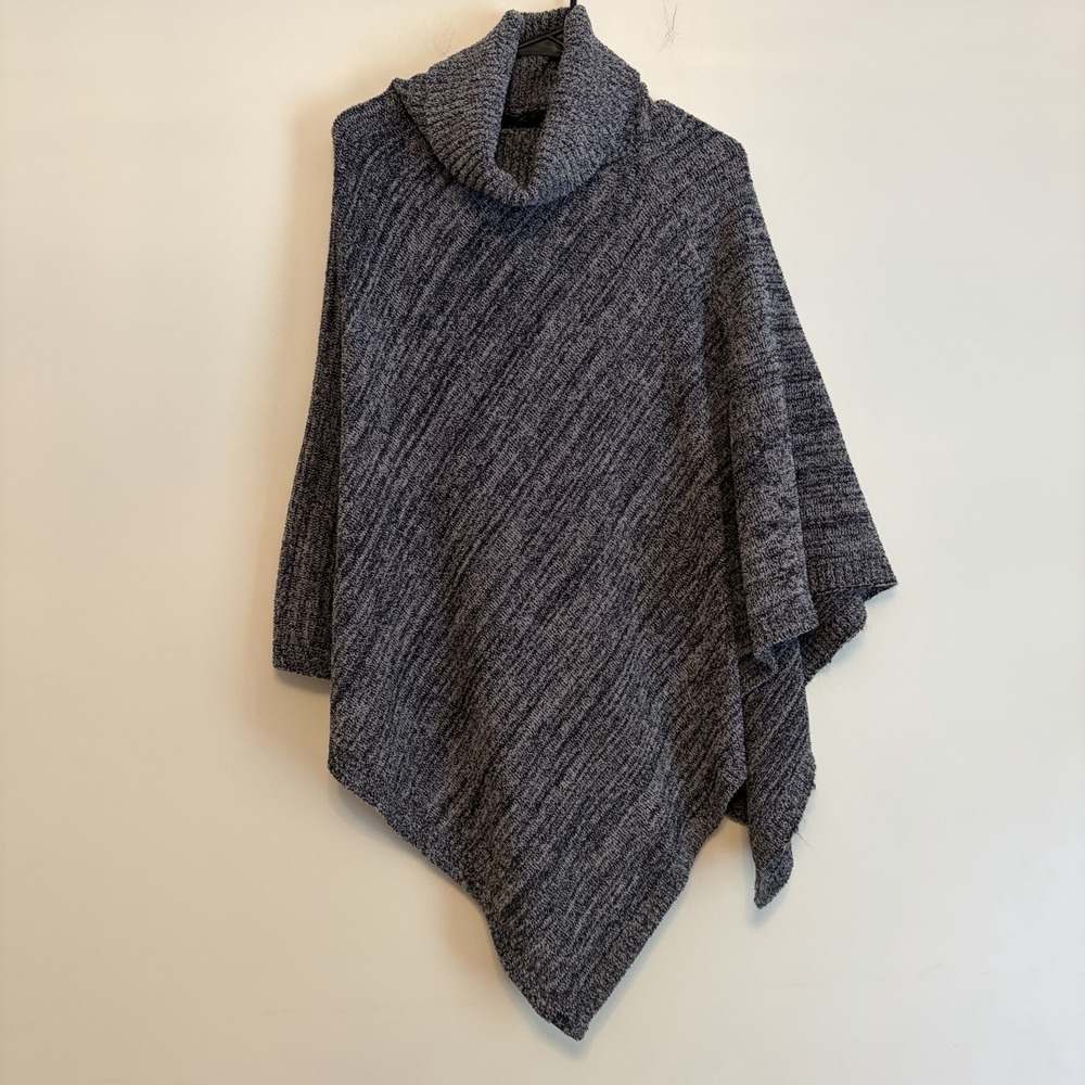 Barefoot Dreams CozyChic Point Dume Poncho Gray Heathered Turtleneck One Size